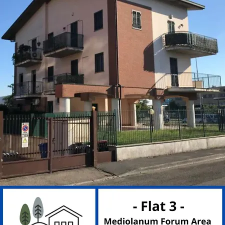 Mediolanum Forum-milano Sud Area-free Parking & Wi-fi Buccinasco