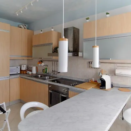 Apartamento Mediolanum Forum-milano Sud Area-free Parking & Wi-fi